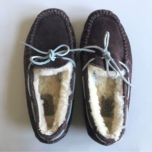 UGG Dakota Leather Sheep Skin Moccasin Slippers Size 9